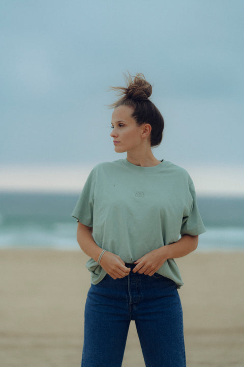 SHIRT x HUETTEHUETTE | aloe