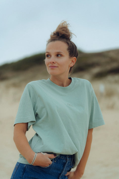 SHIRT x HUETTEHUETTE | aloe